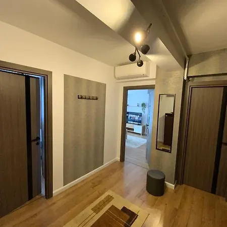 Unique & Ultra-central Location Apartment *